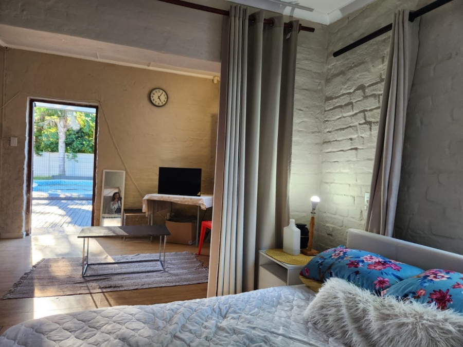 5 Bedroom Property for Sale in Bodorp Western Cape